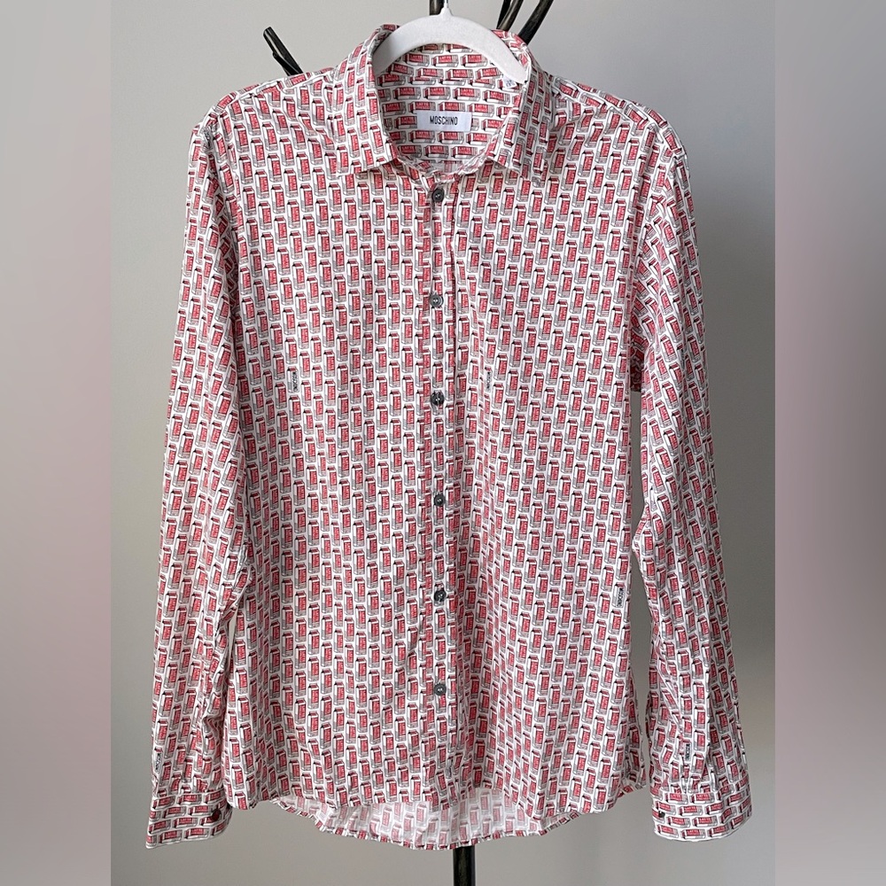 Moschino Men’s Button Up Red on White "LATTE FRESCO" Motive Shirt Size 39/15.5
